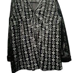 Andrew by unit Black Patterned Women's Top